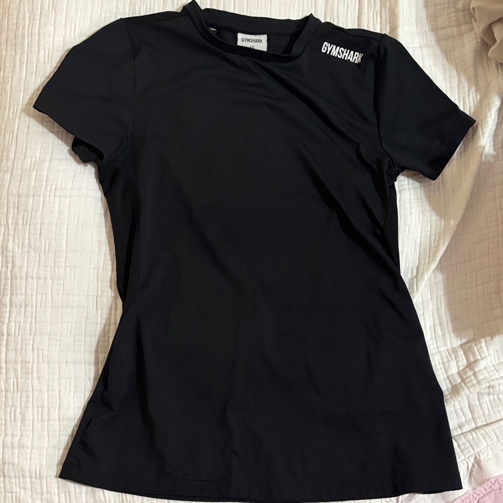 gymshark black top